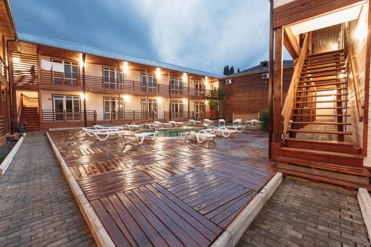 Guest House Amshin Gantiadi Dış mekan fotoğraf
