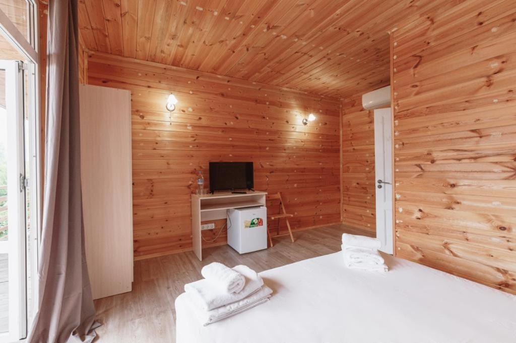 Guest House Amshin Gantiadi Dış mekan fotoğraf