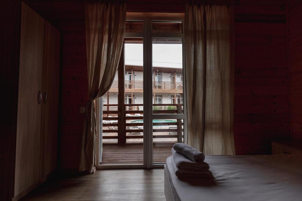 Guest House Amshin Gantiadi Dış mekan fotoğraf